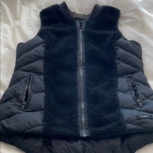 athleta vest